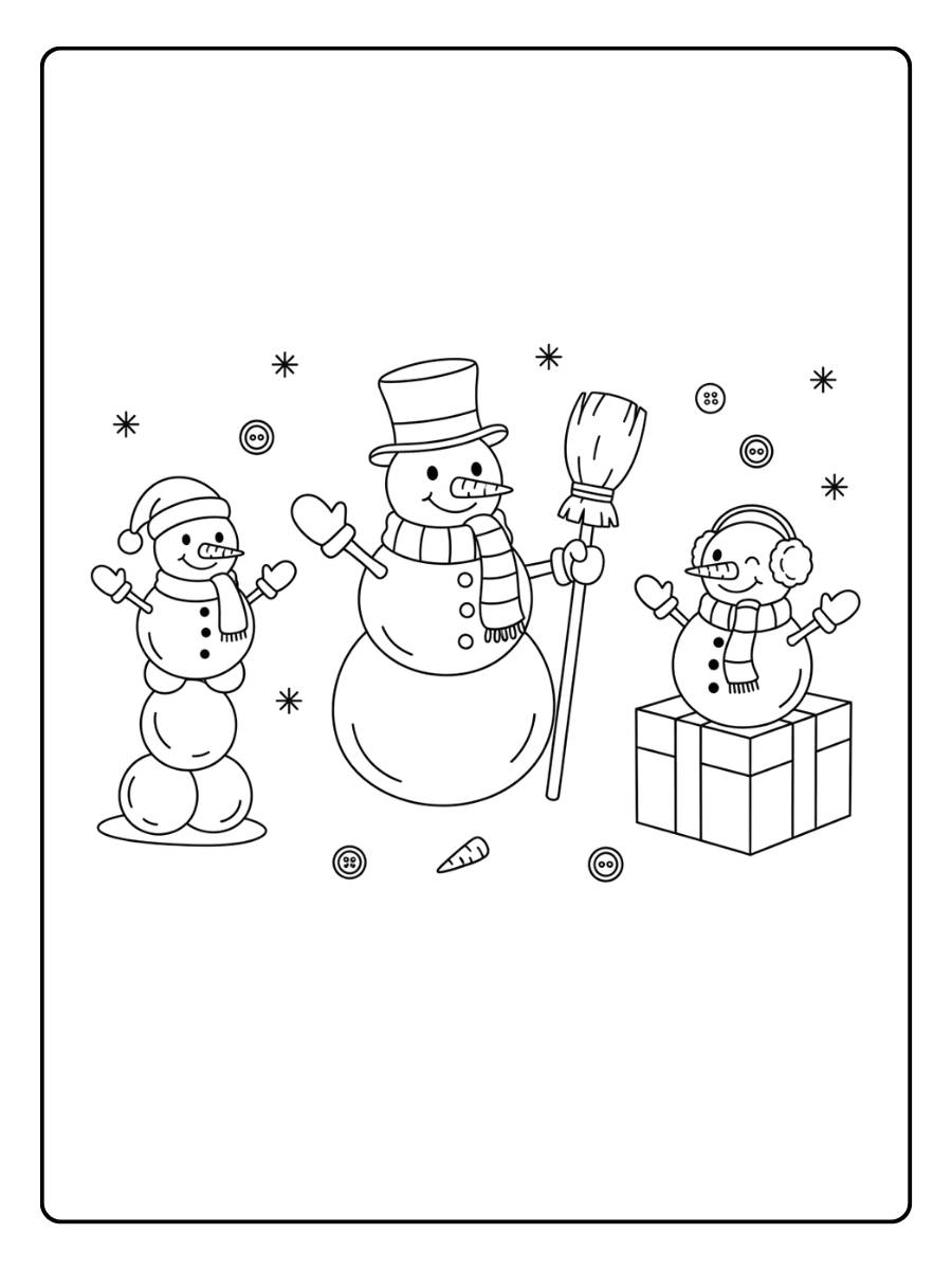 Ausmalbild von drei fröhlichen Schneemännern: Ein großer Schneemann mit Zylinder und Besen in der Mitte, begleitet von zwei kleinen Schneemännern – einer davon sitzt süß auf einem Weihnachtsgeschenk.